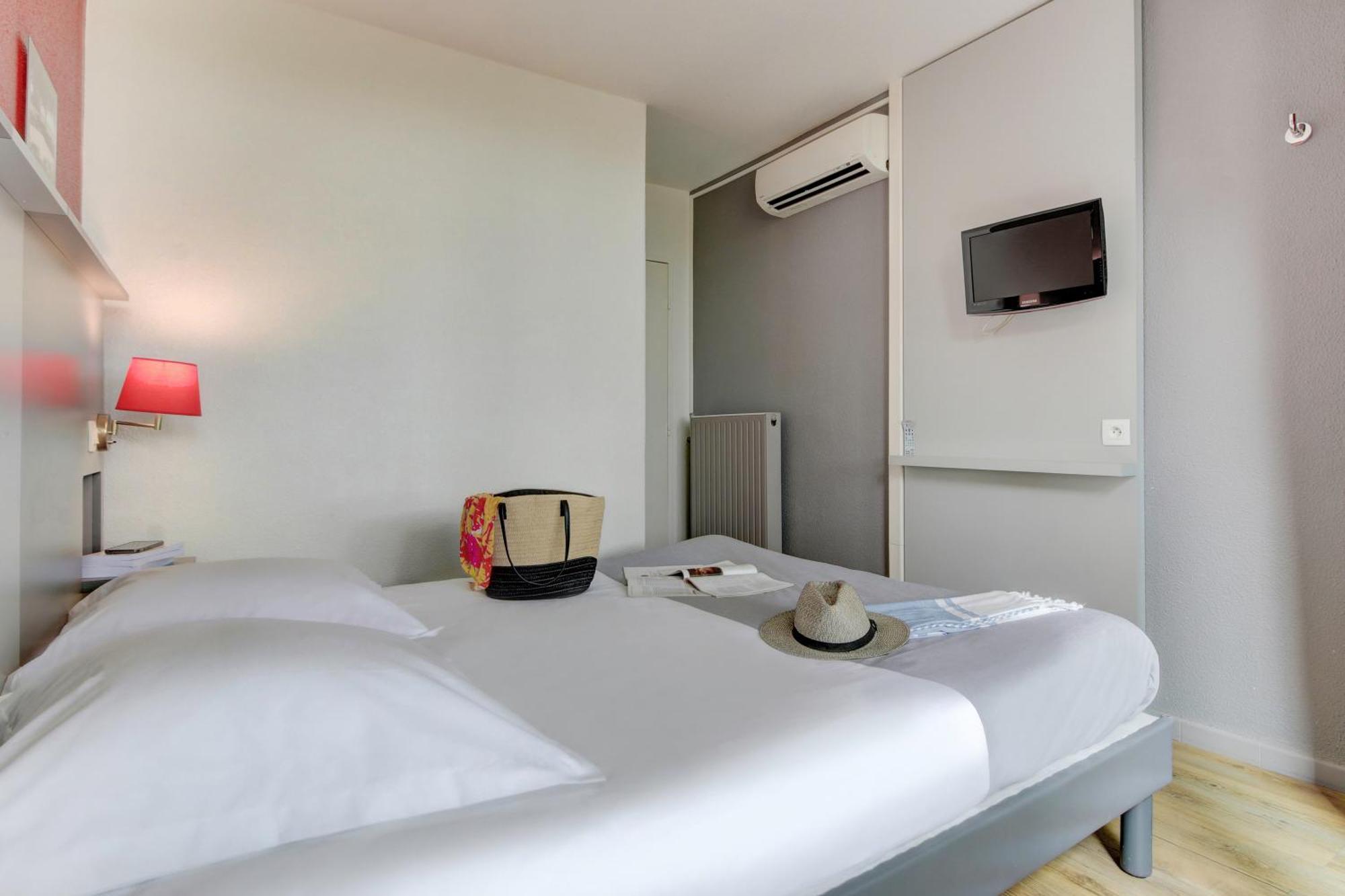 Belambra Clubs Presqu'Ile De Giens - Les Criques Hotel Hyeres Ruang foto