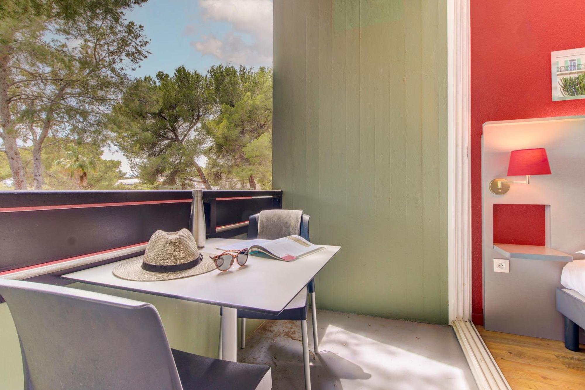 Belambra Clubs Presqu'Ile De Giens - Les Criques Hotel Hyeres Ruang foto